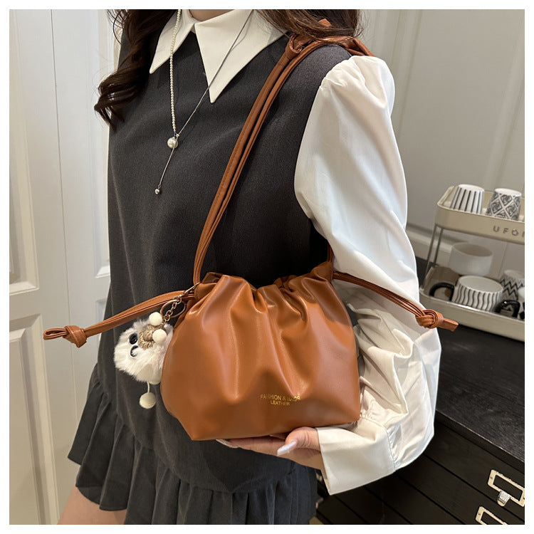 This year's trendy casual fashion elegant women's bag2025New versatile trendy single-shoulder bag with a high-end feel bucket bag