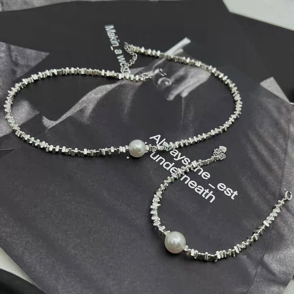 Artificial Fragmented Silver Irregular Pearl Necklace Light Luxury High-end Niche Fashion Choker Collarbone Chain Simple Accessory