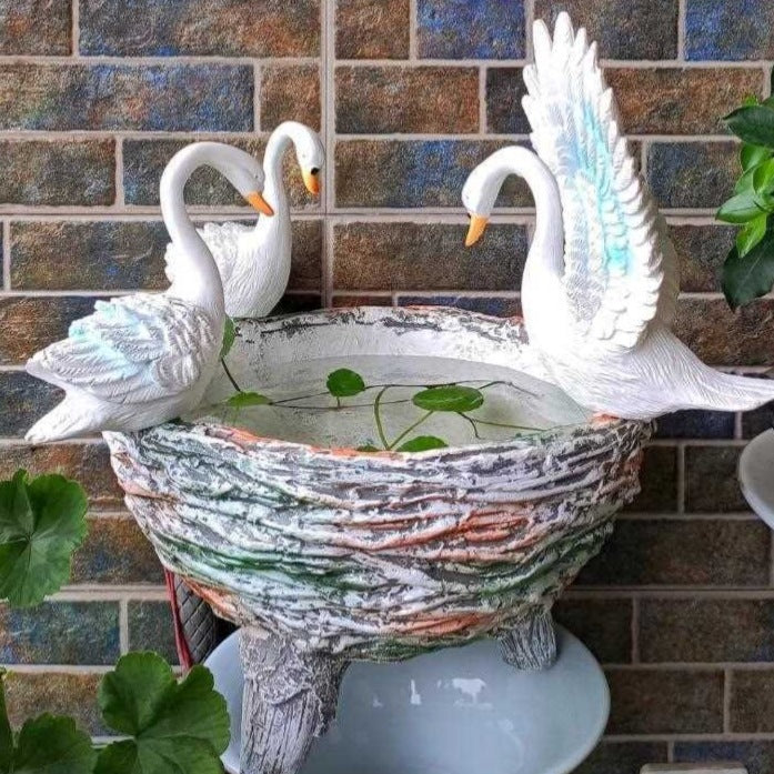 Creative Villa Outdoor Landscape Ornament Resin Green Radish Flower Pot Garden Courtyard Swan Pot Hydroponic Green Plant Container