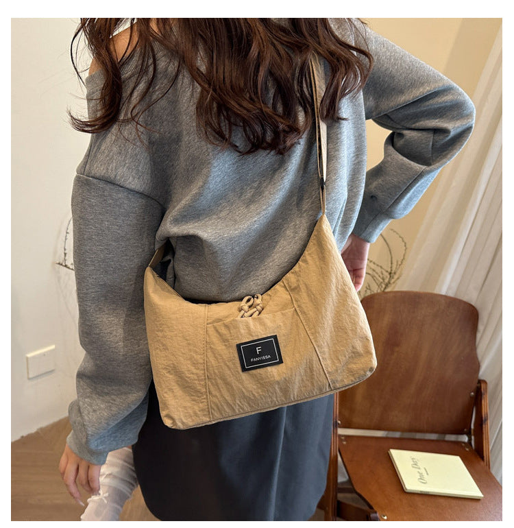2025New Spring Large Capacity Single Shoulder Crossbody Retro Simple Ruiying Commuter Women's Bag Fashion Casual Tote Bag