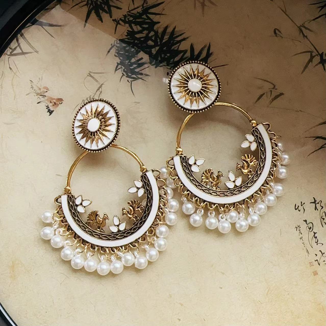 Bohemian Style Earrings for Women2025New Hot-Selling High-End Ethnic Style Unique Exaggerated Earrings Elegant Ear Jewelry