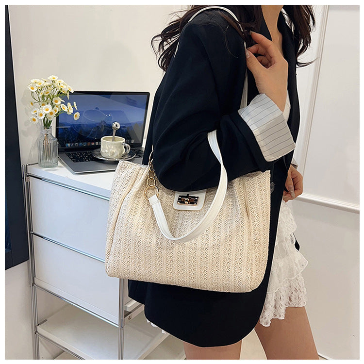 2025Women's Spring New Small Chanel Style Bag for Work Commute Versatile Straw Woven Large Capacity Wide Shoulder Strap Women's Single Shoulder Bag