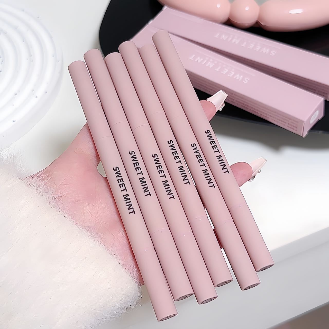 sweet mint Crescent Double-Ended Eyeliner Pen Pearlescent Fine Shimmer Lower Shadow Contour Highlight Brightening1434