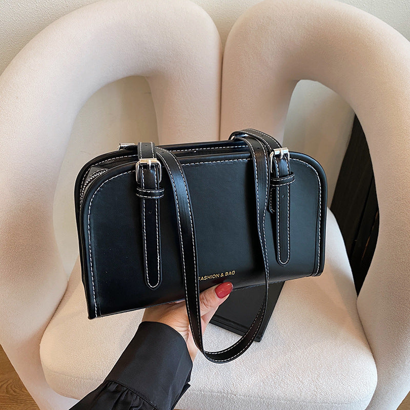 2025Spring New Crossbody Handbag Underarm Fashion Versatile Trendy Internet Celebrity Design High-Quality Texture Girlfriend Bag