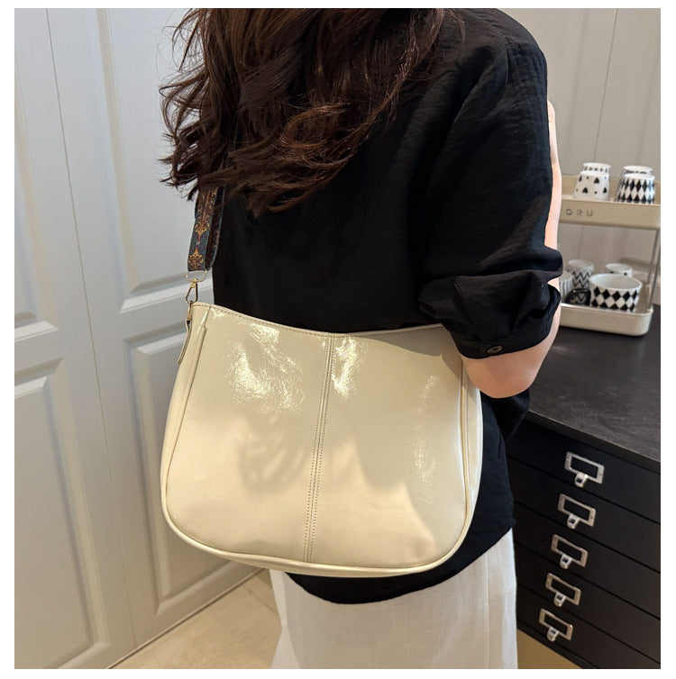 2025Summer New Women's Bag Simple Fashion Single Shoulder Bag European and American Trendy Women's Crossbody Bag Commuter Tote Bag