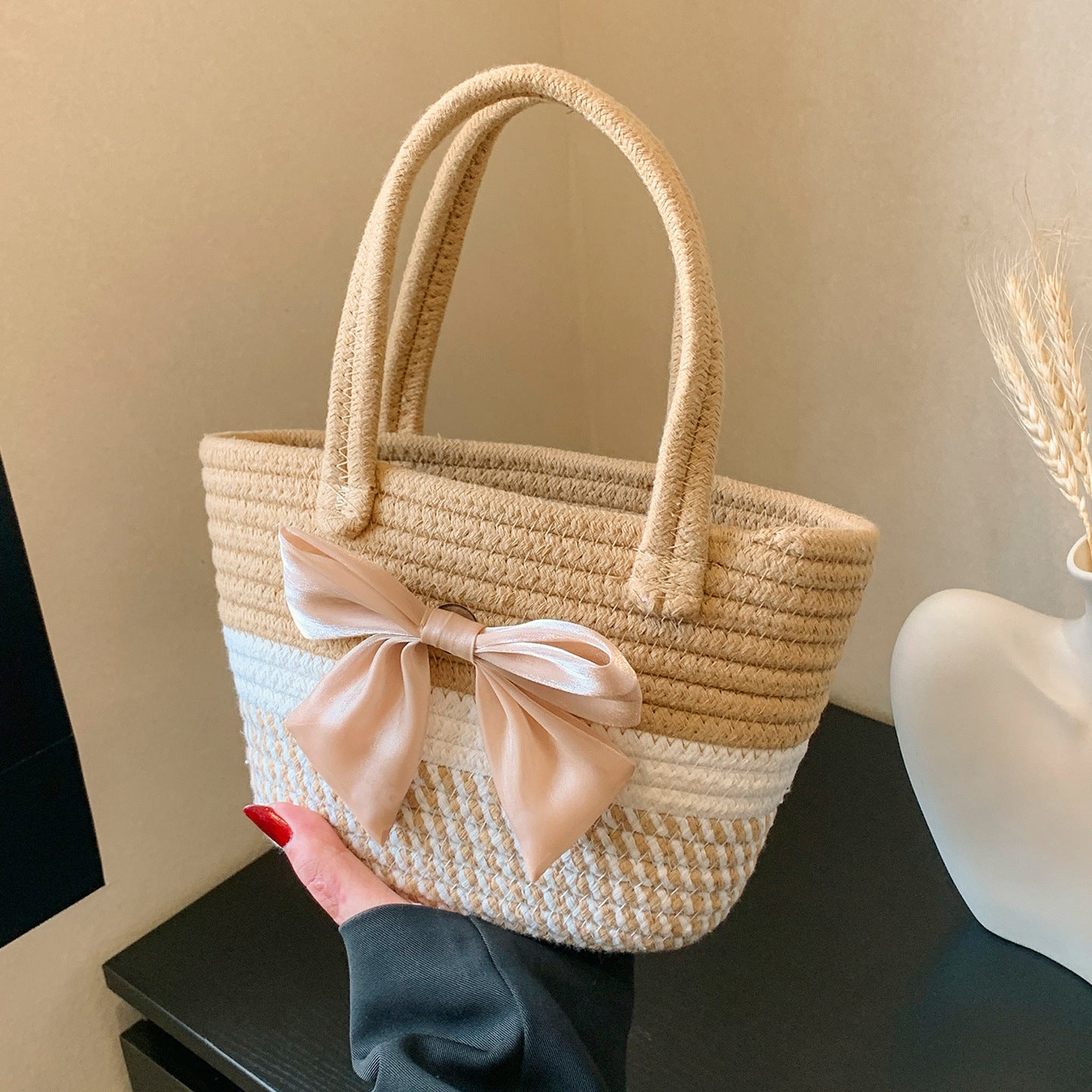 Hand-Woven Bag Women2025New Ethnic Style Straw Bag Forest Style Beach Large Capacity Basket Bag
