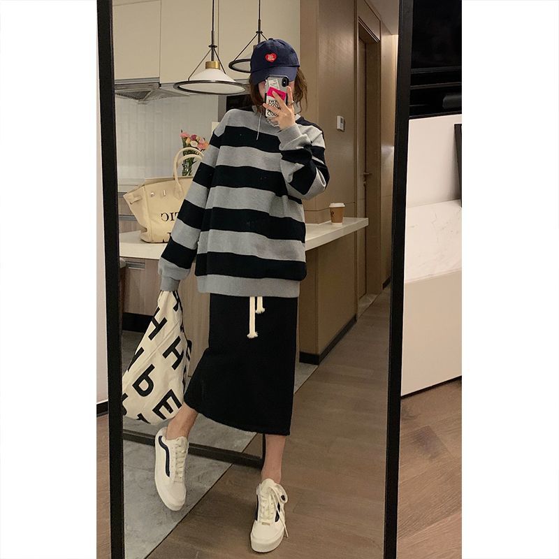 Striped Sweatshirt for Back-to-School Season Spring and Autumn oversize Black and Gray Women Slimming Loose Lazy Couple Student ins Tide