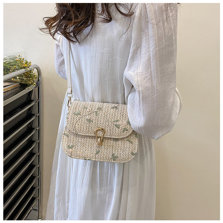 This year's trendy fashion straw woven small bag for women in summer2024New Trendy Versatile Lace Woven Single Shoulder Crossbody Bag for Women
