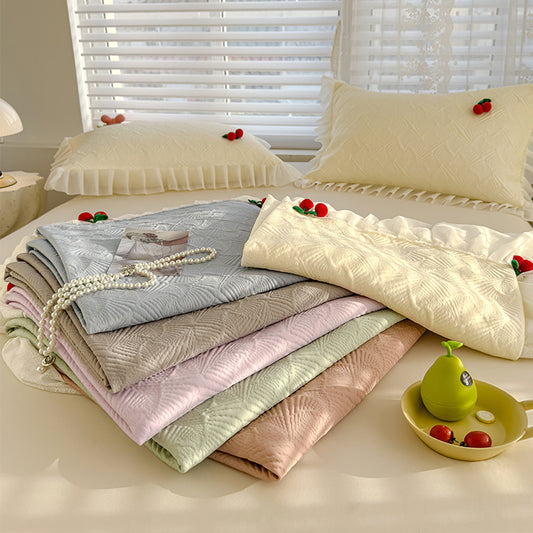 Summer Ice Silk Cooling Mat Lace Edge Cool Soft Mat Three-Piece Set Ethylene Fiber Ice Bean Mat Bed Skirt Style Bedding