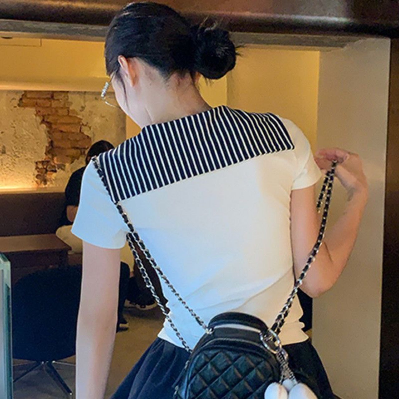 White navy collar short sleeve t Women's Shirt with Regular Shoulder2025Summer Design Sense Outfit V Collared Slim Fit Short Top