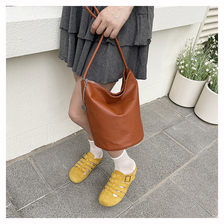 Women's Commuter Tote Bag Versatile2024New Fashion Large Capacity Bucket Crossbody Bag High-end Single Shoulder Underarm Bag