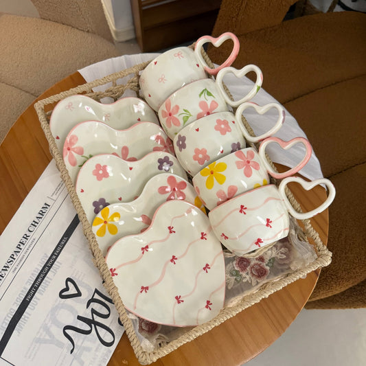 Korean Style ins Wind Hand-painted Heart Ceramic Cup and Saucer Hand Pinched Irregular Heart-Shaped Coffee Cup and Saucer Afternoon Tea Cup and Saucer