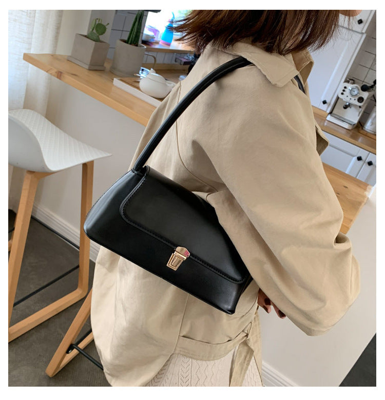 Textured French Style Women's New Fashion Retro2025Large Capacity Casual Solid Color Lock Buckle Handheld Baguette Underarm Bag for Women