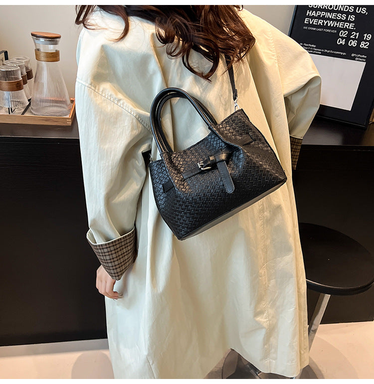 Korean style Niche Sweet Girl Handbag2025New high-end vegetable basket woven bag single shoulder crossbody bag