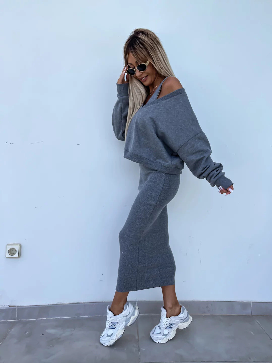 Amazon European and American Cross-Border New Spring Summer Women's Solid Color Clothing V Collar Long Sleeve Sweater Sling Slim Fit Long Dress2Set