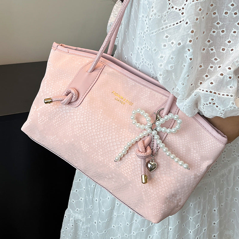 High-end stylish large-capacity women's bag2025New Spring and Summer Niche Single Shoulder Underarm Bag for Work and Commuting