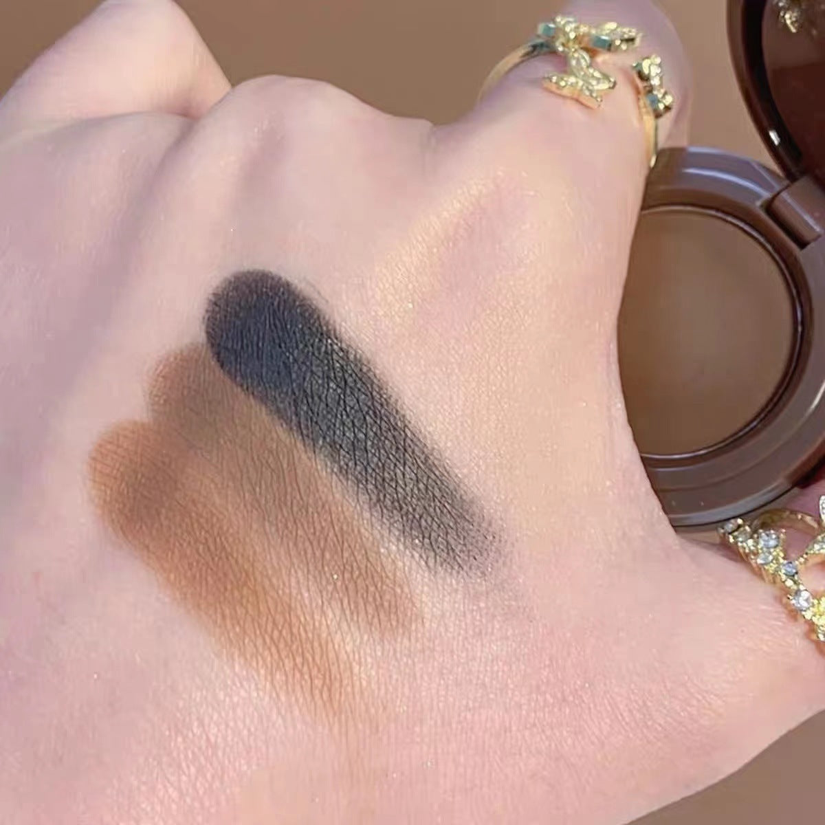 Capel Macaron Three-Layer Sandwich Eyeshadow Pearlescent Matte Flash Contour Earth Color with Mirror Nose Side Shadow