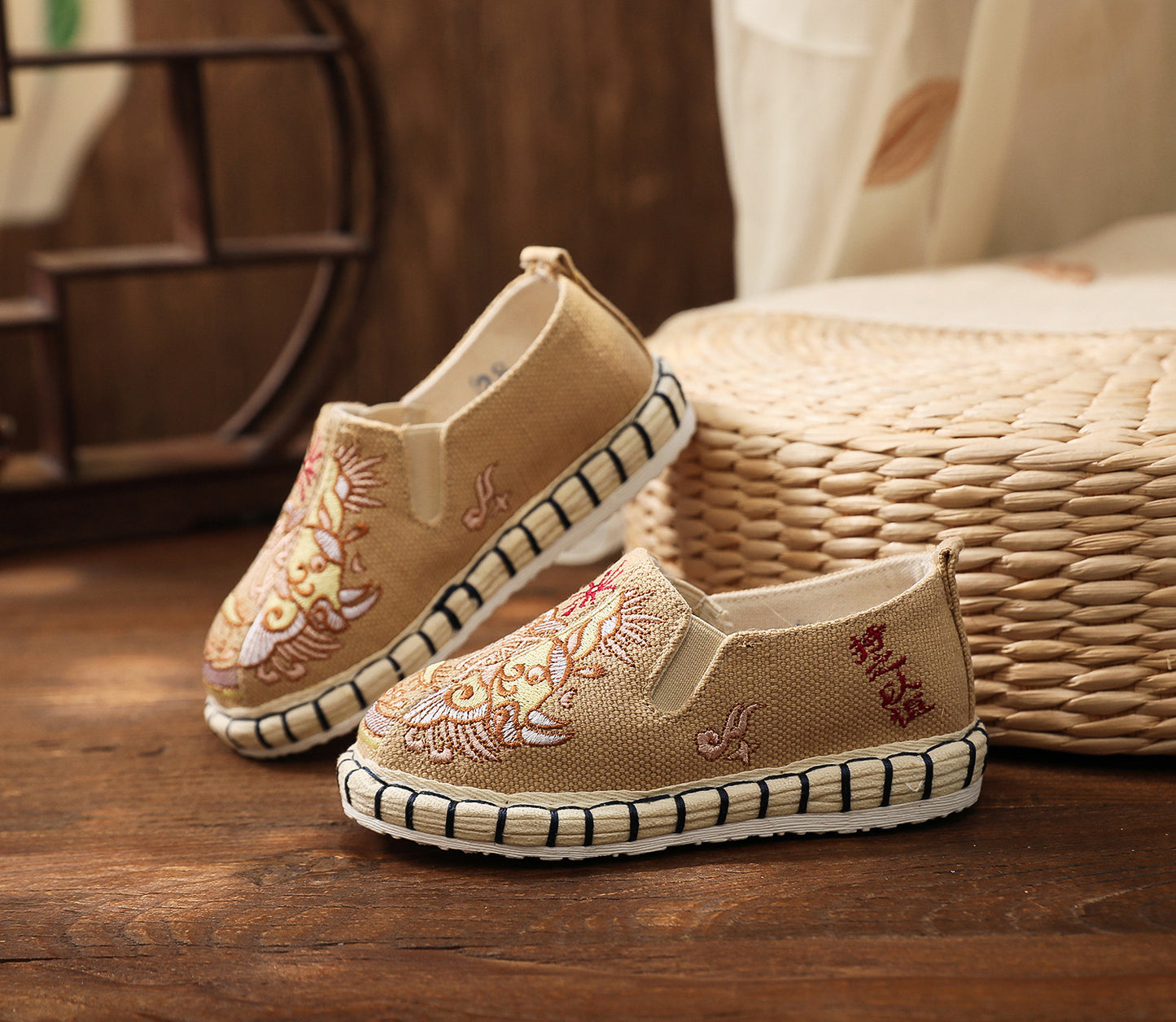 Old Beijing Traditional Cloth Shoes for Children, Thousand-Layer Sole Embroidered Cloth Shoes, Spring and Autumn Ancient Costume Hanfu Shoes, Ethnic Style Boys' Shoes