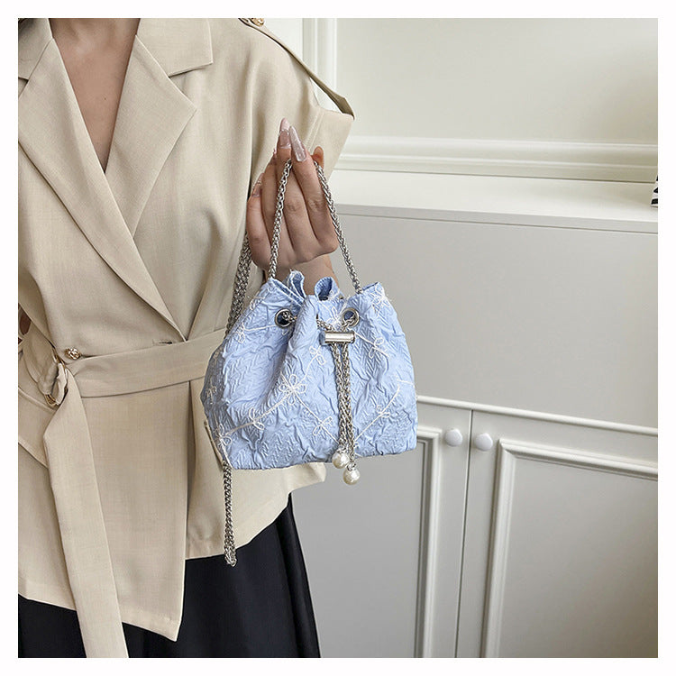 Cross-border Drawstring Bucket Small Bag for Women2025New Stylish Pleated Flower Bag Fashionable Round Chain Crossbody Bag