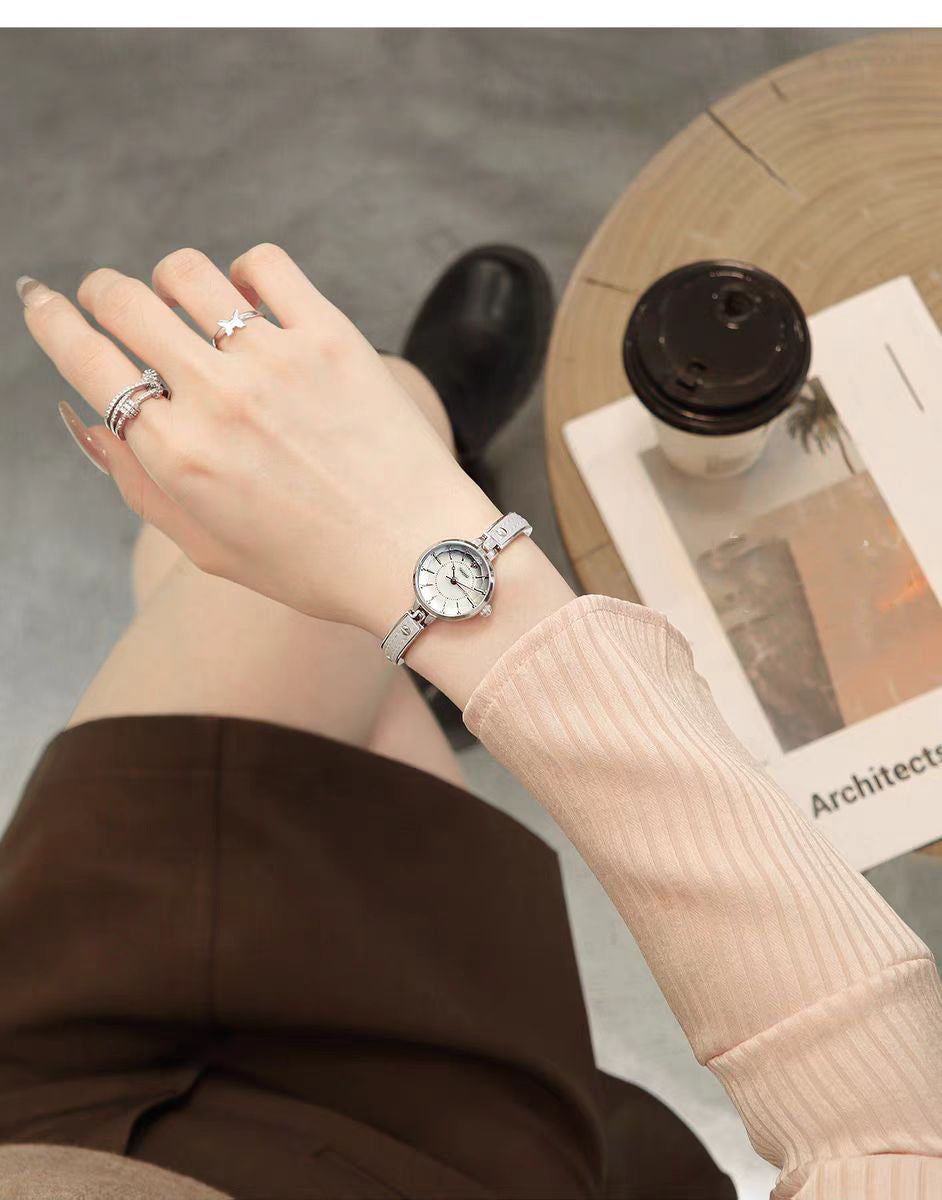 Dishidu Dishidu Women's Watch Bracelet Watch Exquisite Compact Women's Light Luxury Niche Quartz Women's Watch High Aesthetic
