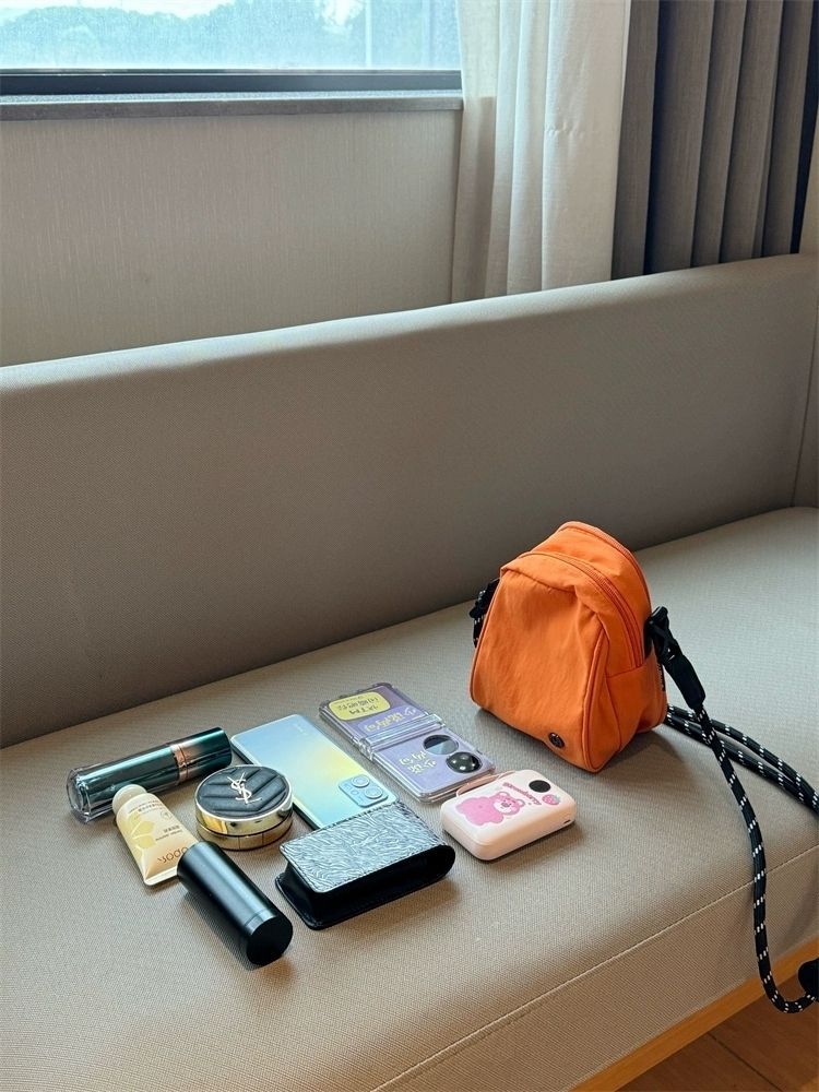 Work Commute Bag Super Popular Mobile Phone Women New Crossbody Handbag Mini Small Bag Portable Shoulder Bag