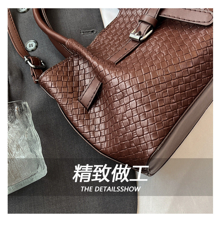 Korean style Niche Sweet Girl Handbag2025New high-end vegetable basket woven bag single shoulder crossbody bag