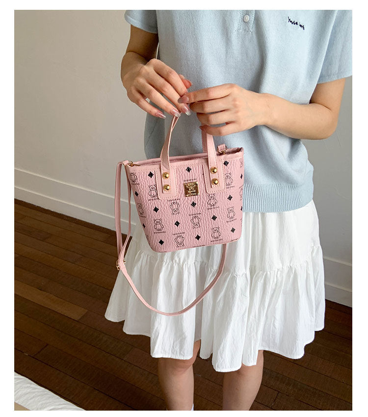 Large Capacity Stylish Versatile Korean Version ins Women's Bag2025New fashionable and high-end one-shoulder tote bag