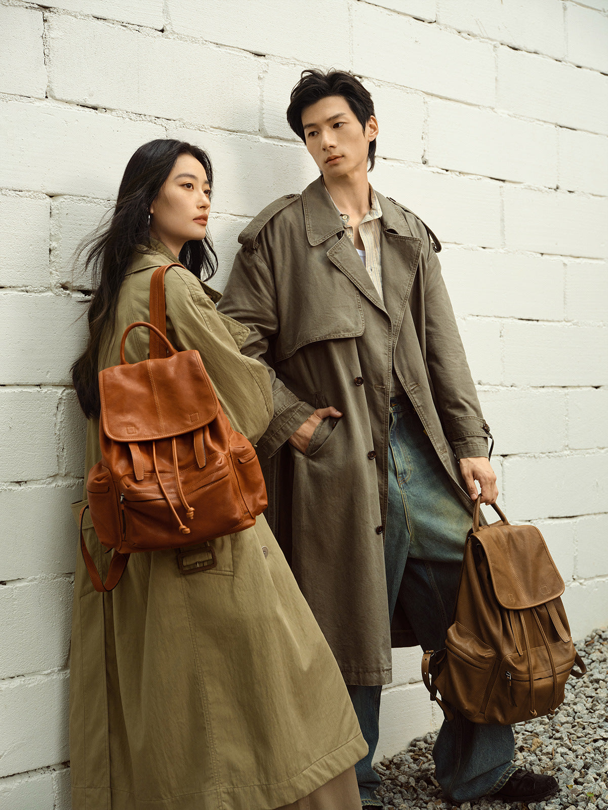 Qiu Zhen Vegetable-Tanned Sheepskin Self-Travel Backpack Travel Lightweight Casual Retro Genuine Leather Large Capacity Backpack Unisex http://detail.1688.com/offer/969513720056.html