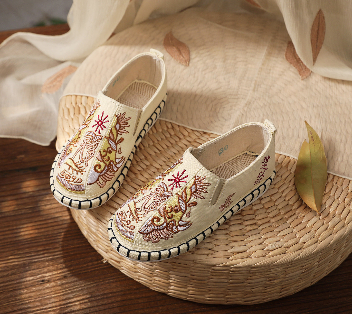Old Beijing Traditional Cloth Shoes for Children, Thousand-Layer Sole Embroidered Cloth Shoes, Spring and Autumn Ancient Costume Hanfu Shoes, Ethnic Style Boys' Shoes