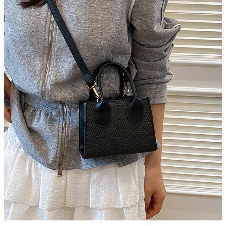 Korean Style Simple Crossbody Personality Small Square Bag2024Summer new style casual stylish single-shoulder bag corduroy handbag