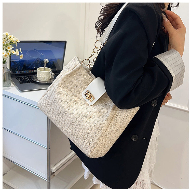 2025Women's Spring New Small Chanel Style Bag for Work Commute Versatile Straw Woven Large Capacity Wide Shoulder Strap Women's Single Shoulder Bag