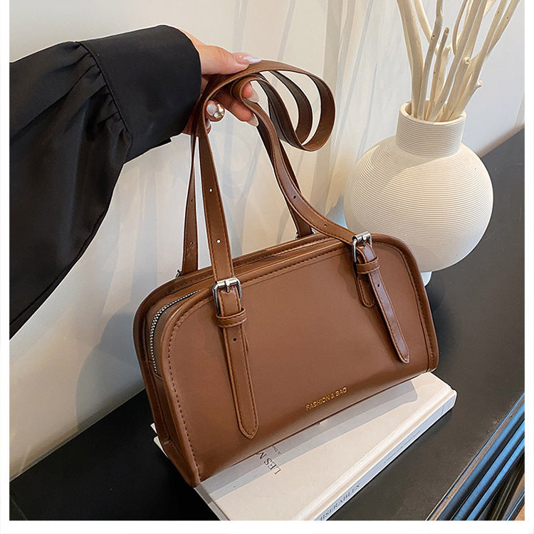2025Spring New Crossbody Handbag Underarm Fashion Versatile Trendy Internet Celebrity Design High-Quality Texture Girlfriend Bag