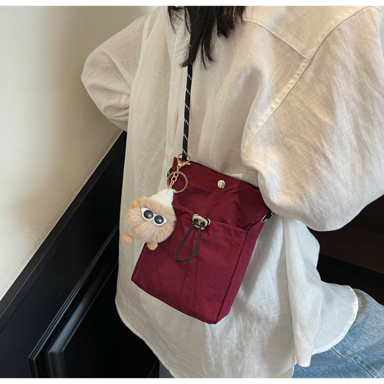 Internet celebrity ins Single Shoulder Crossbody Drawstring Small Bag2025Niche Fashion Lightweight mini Women's Nylon Phone Bag