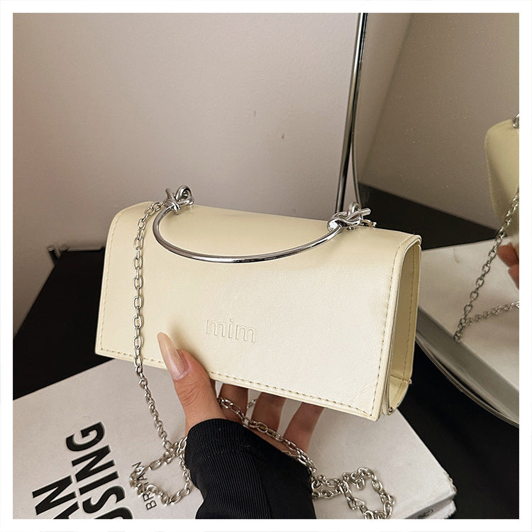 2025Spring New Chain Women's Bag Fashion Simple Stylish Single Shoulder Crossbody Bag Retro Handheld Small Square Women's Bag