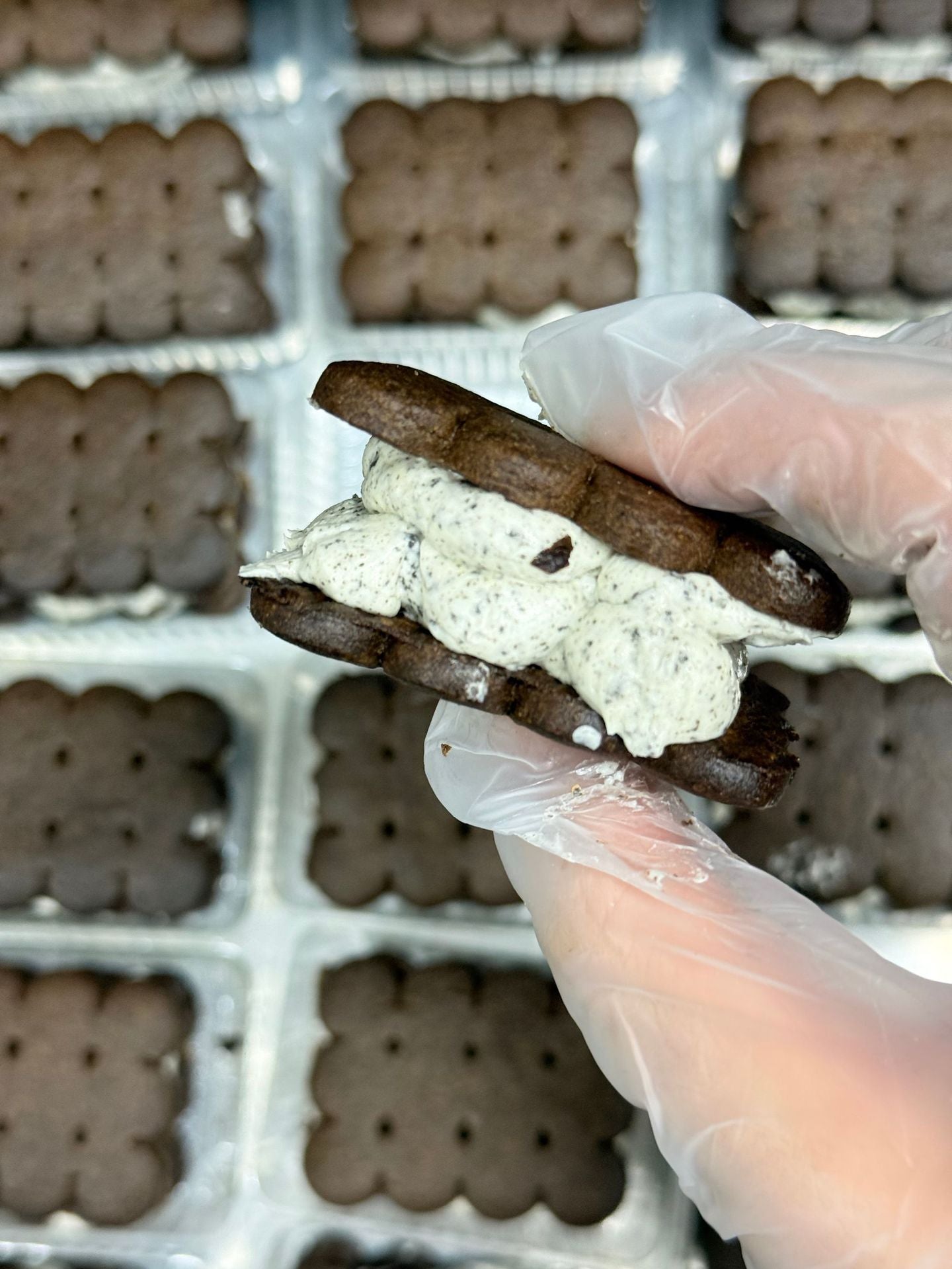Frozen Chewy Butter Sandwich Cookies Matcha Chocolate Multi-flavor Ice Cream Texture Cake Snacks Factory