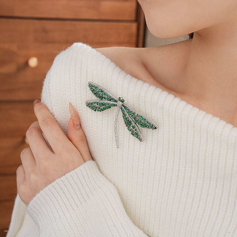 Green Zircon Hollow Dragonfly Brooch Light Luxury High-end Sense Elegant Brooch Fashion Unique Design Sense Accessories Wholesale