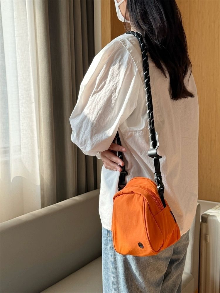Work Commute Bag Super Popular Mobile Phone Women New Crossbody Handbag Mini Small Bag Portable Shoulder Bag