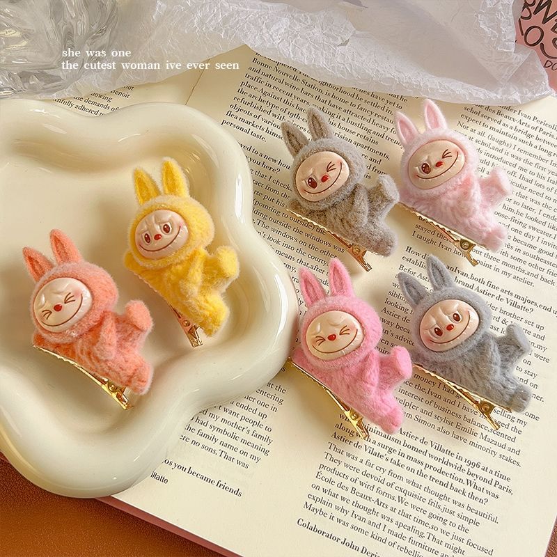 Cute Labubu Doll Hair Clip – Adorable Cartoon Accessory for Girls