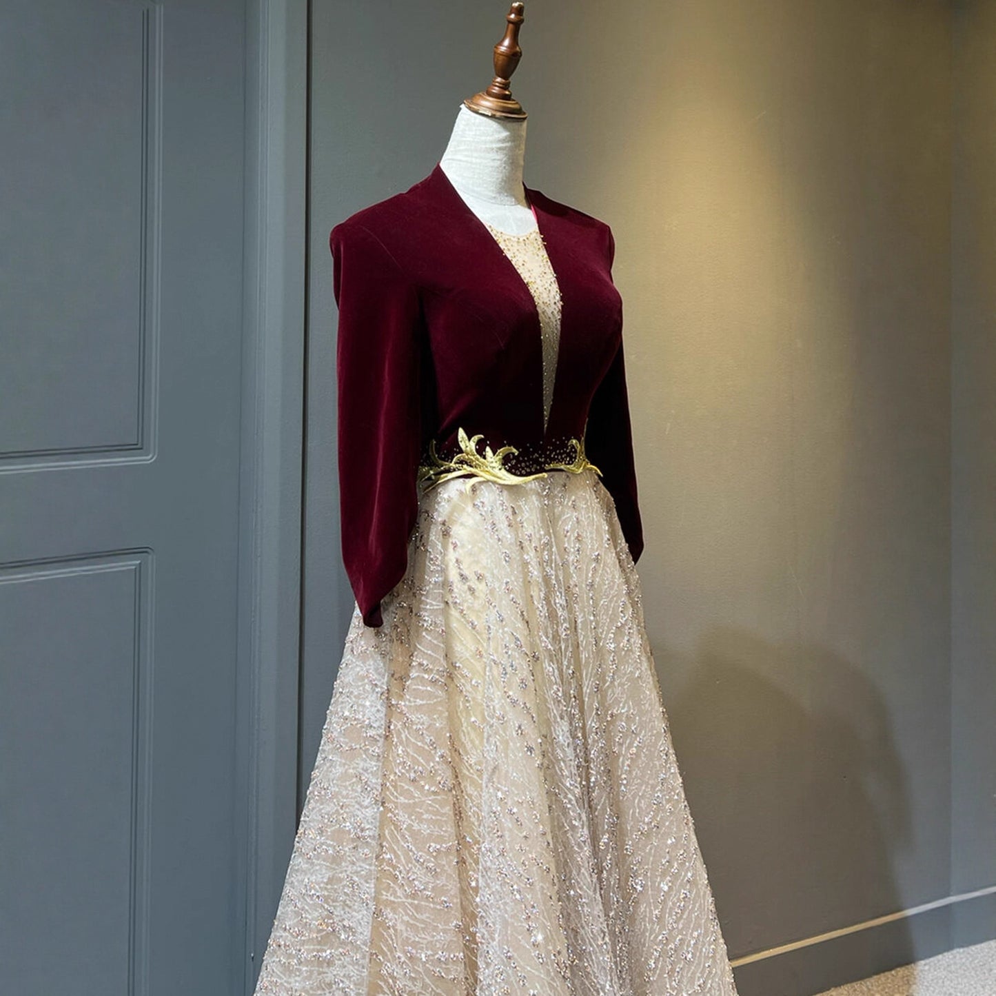High-end chorus performance dress for women long gown2025New Elegant Host Evening Dress with High-End Feel for Ethnic Vocal Music