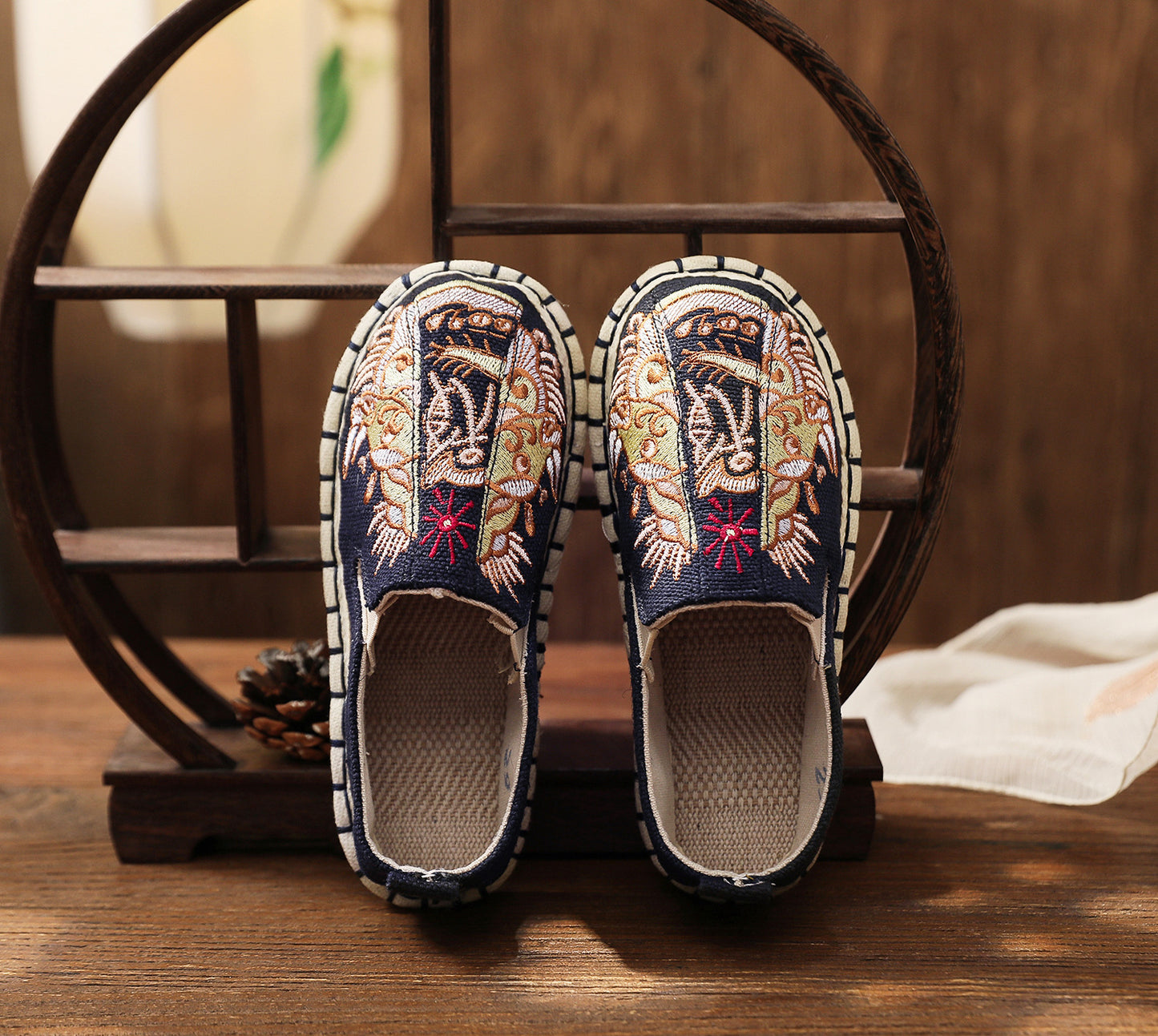 Old Beijing Traditional Cloth Shoes for Children, Thousand-Layer Sole Embroidered Cloth Shoes, Spring and Autumn Ancient Costume Hanfu Shoes, Ethnic Style Boys' Shoes