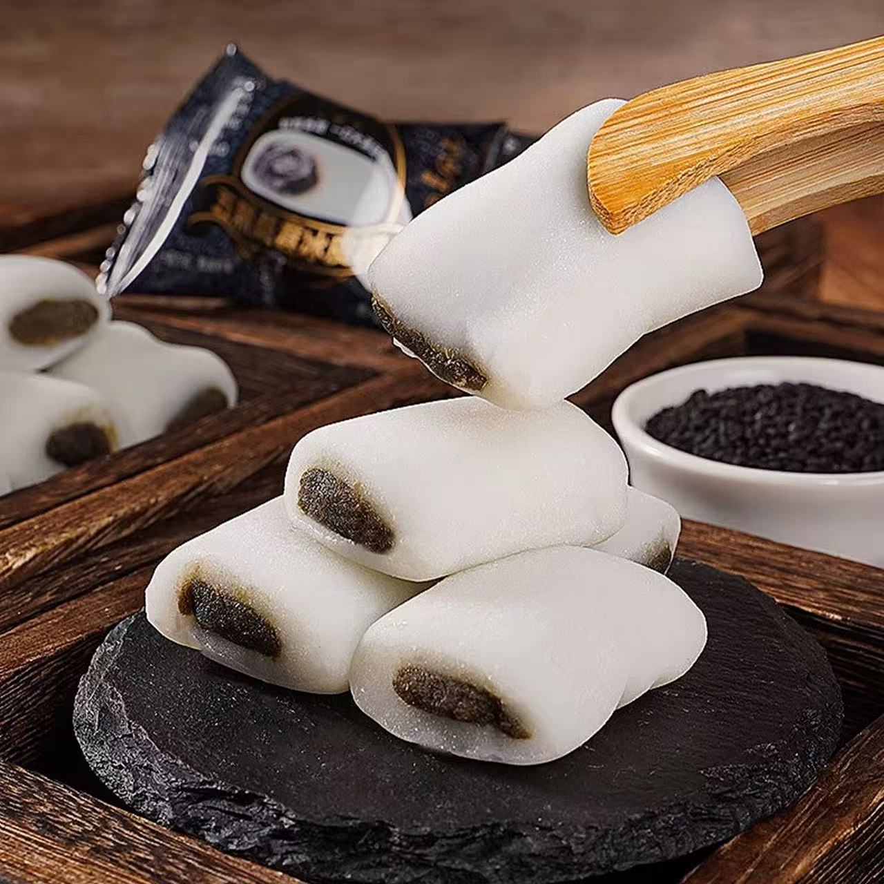 Five Black Mulberry Ice Skin Cake Meal Replacement Healthy Satiety No Sucrose Snack Black Sesame Black Date Type Products Traditional Pastry