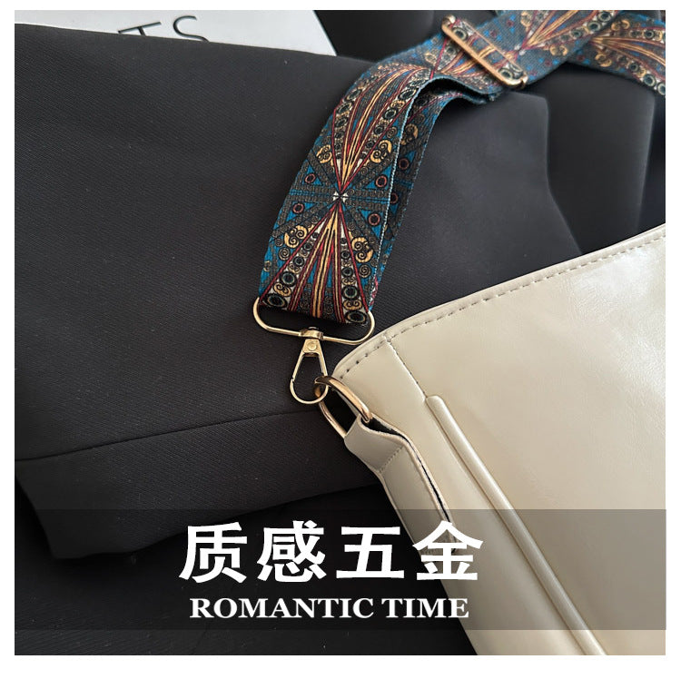 2025Summer New Women's Bag Simple Fashion Single Shoulder Bag European and American Trendy Women's Crossbody Bag Commuter Tote Bag