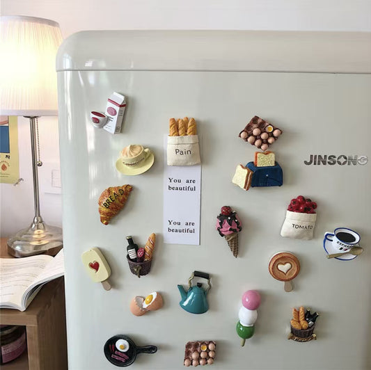 *Beautiful Little Aunt* Refrigerator Magnet 3D Creative Magnetic Sticker Simulation Food Bread Message Sticker Magnetic