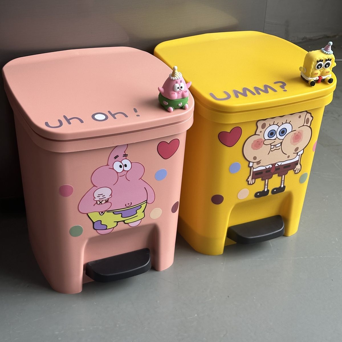 Mario Trash Can for Home Living Room Cute Cartoon Anime Large Capacity Personality Internet Celebrity Thickened Pedal Trash Basket