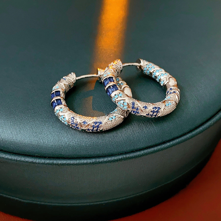 Medieval vintage Light Luxury Earrings Versatile Palace Style Zircon Round Ear Clips Niche High-end Fashion Earrings