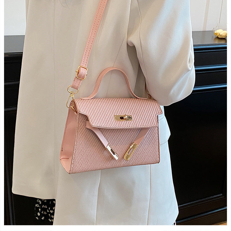 Bag2024New Fashion Small Square Bag Texture PU Handbag Retro Simple Shoulder Bag Trendy Versatile Crossbody