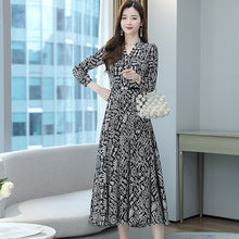 High-end Flowing Sheer Skirt for Women in Summer2025New Style Glassy Sheer Large Hem Mid-Length Draped a Women's pleated skirt