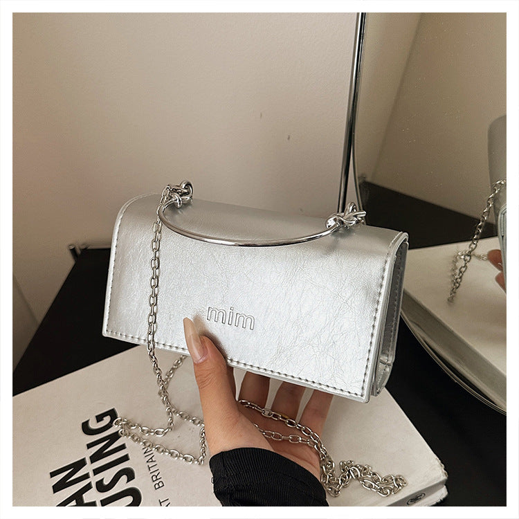 2025Spring New Chain Women's Bag Fashion Simple Stylish Single Shoulder Crossbody Bag Retro Handheld Small Square Women's Bag