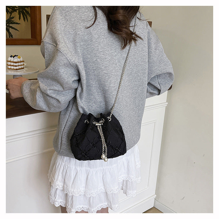 Cross-border Drawstring Bucket Small Bag for Women2025New Stylish Pleated Flower Bag Fashionable Round Chain Crossbody Bag