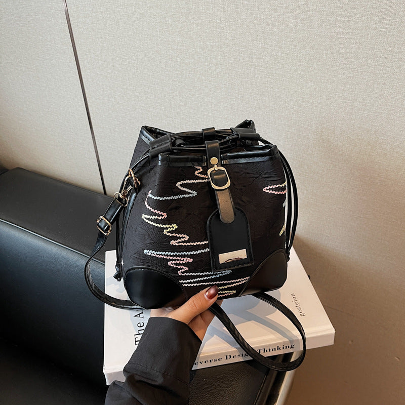 Drawstring Bucket Bag for Women New Style2025High-end Niche Super Popular Single Shoulder Bag Autumn Winter Versatile Crossbody Bag